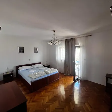 Mila Apartment *